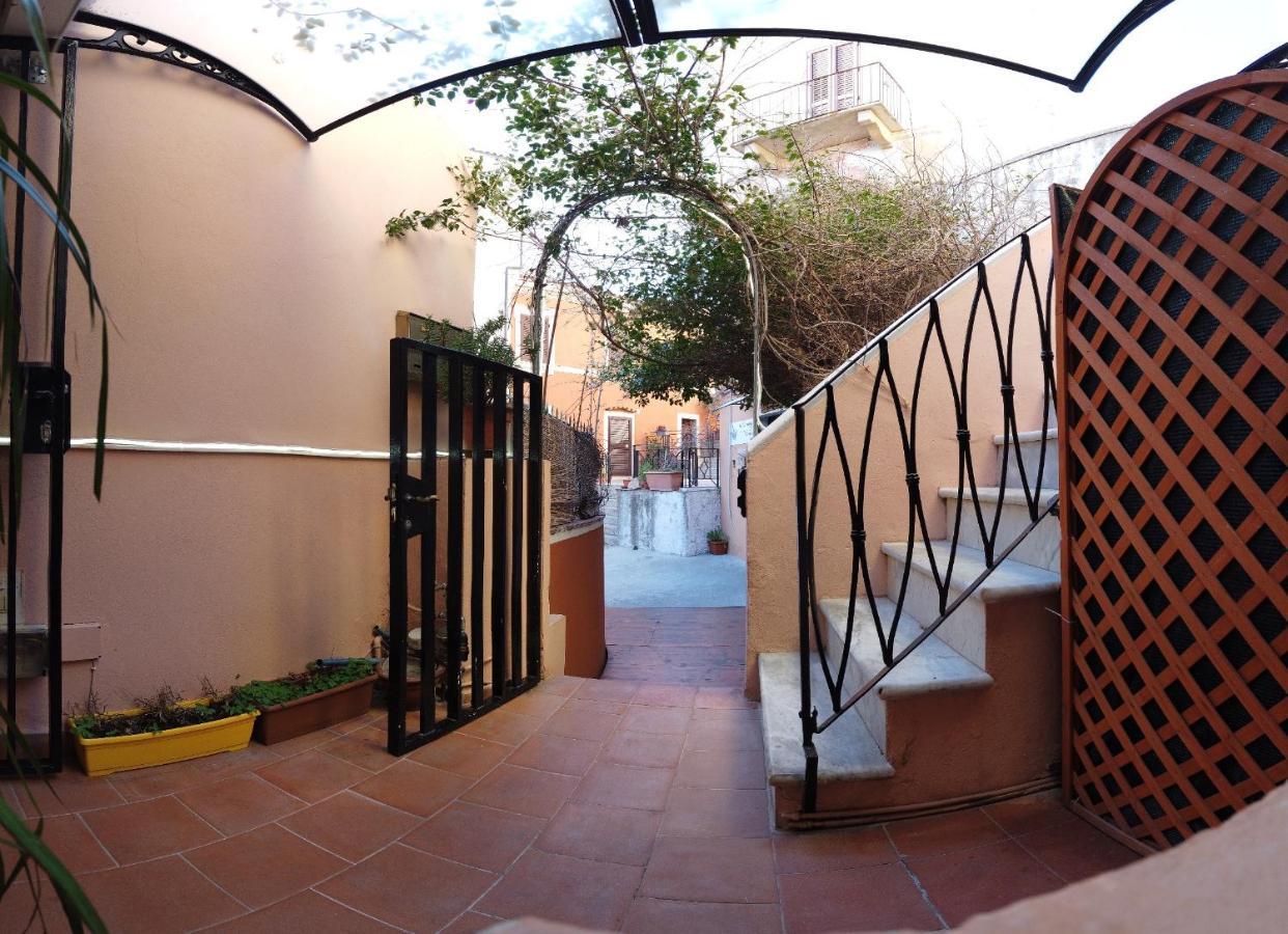 לה מדלנה Locanda Dal Genovese מראה חיצוני תמונה